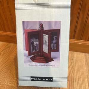 Melannco Rosewood 4 X 6 Spinner W/10 Photos